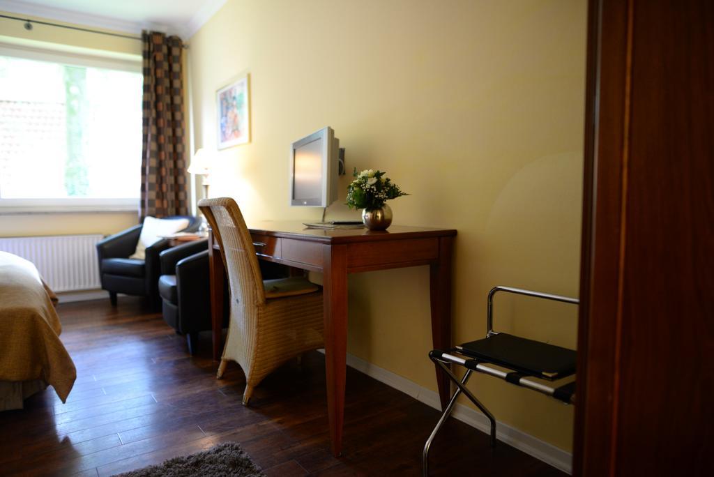 Gut Altona Hotel Dötlingen Quarto foto
